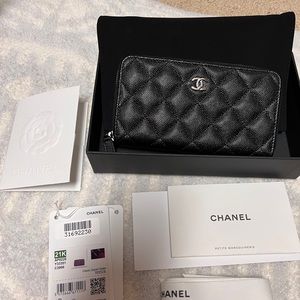 Chanel caviar medium zip wallet BNIB